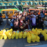 /media/orig/Group-photo-of-the-beneficiaries-to-500-food-packages-and-hygiene-kit.JPG