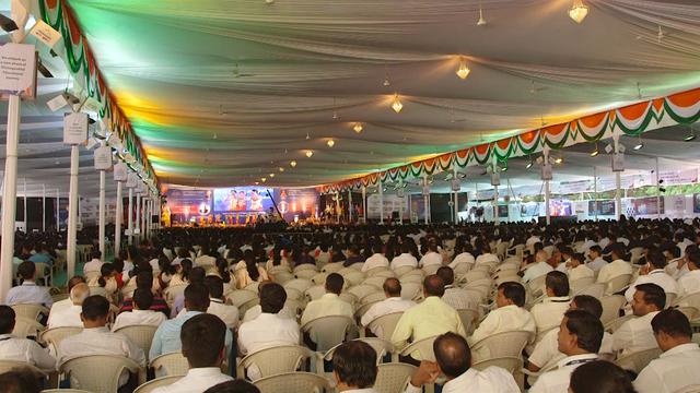 Christofferson-India-stage2017-min.jpg
